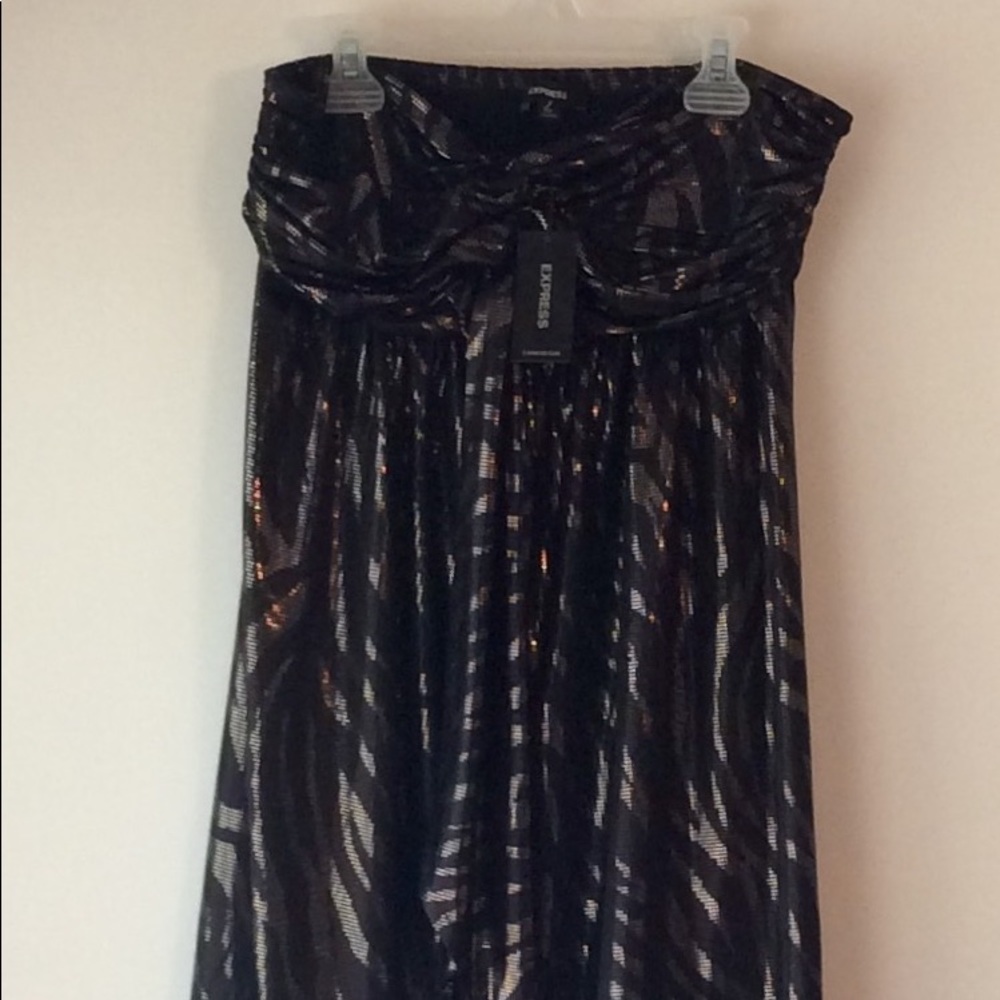 Dress - Picture 4 of 4